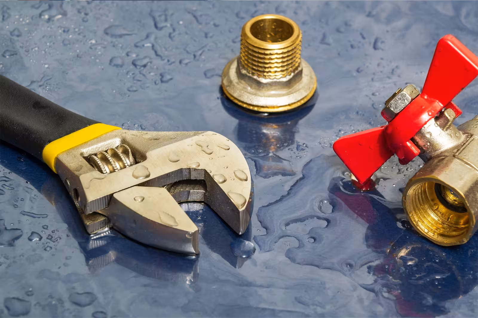 Leak Fixes of plumbing services